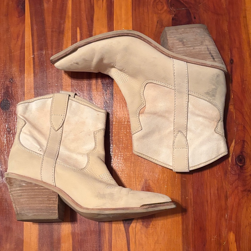 Dolce Vita Cream Heeled Boots